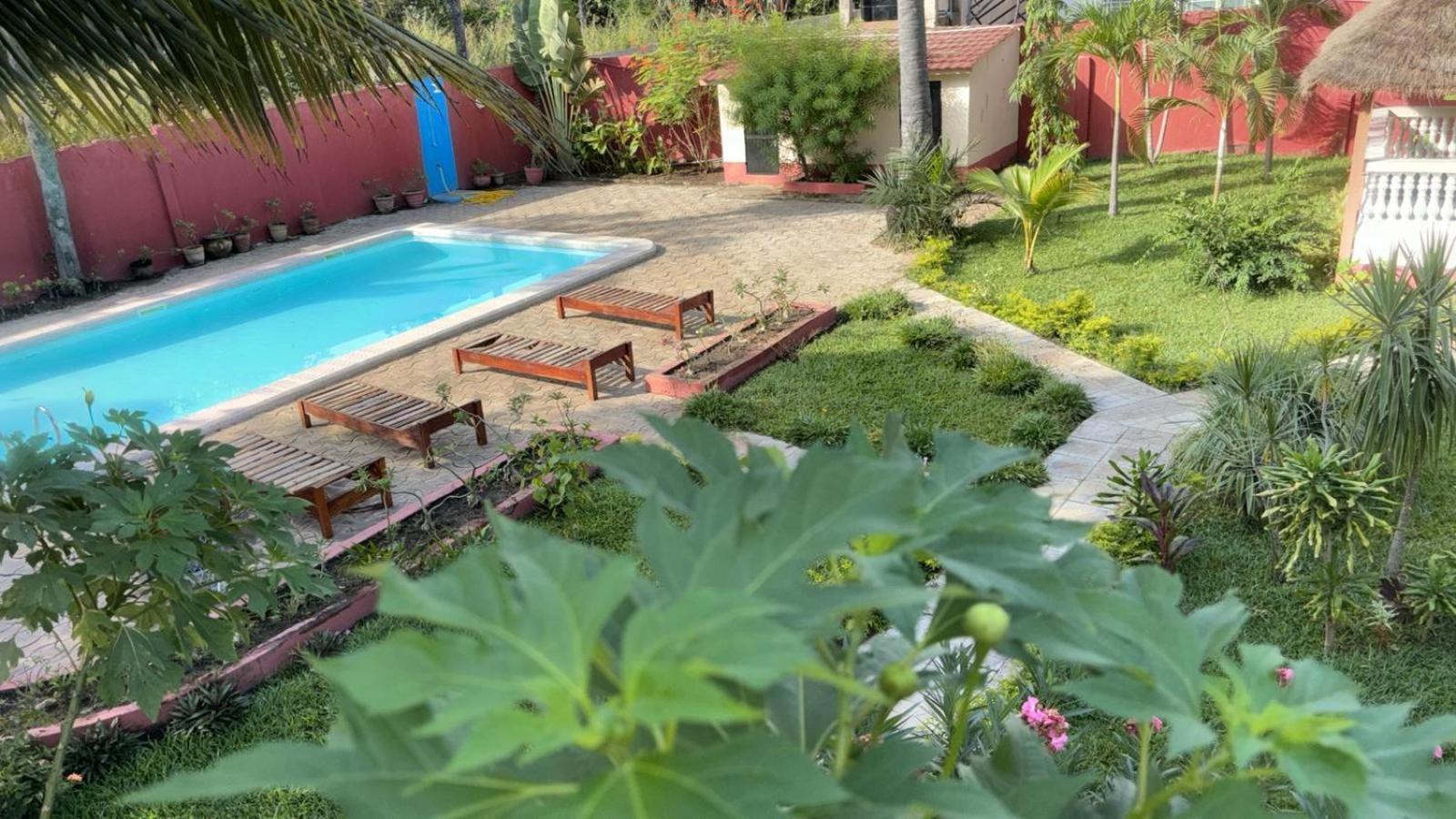Heda House Bed and Breakfast Sanyang Εξωτερικό φωτογραφία